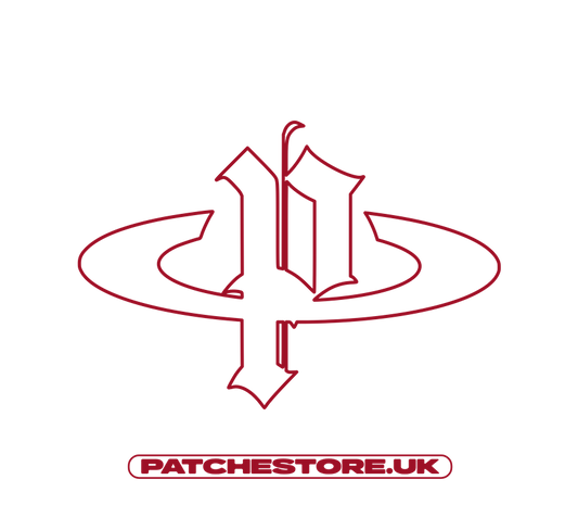 patches logo sweater.